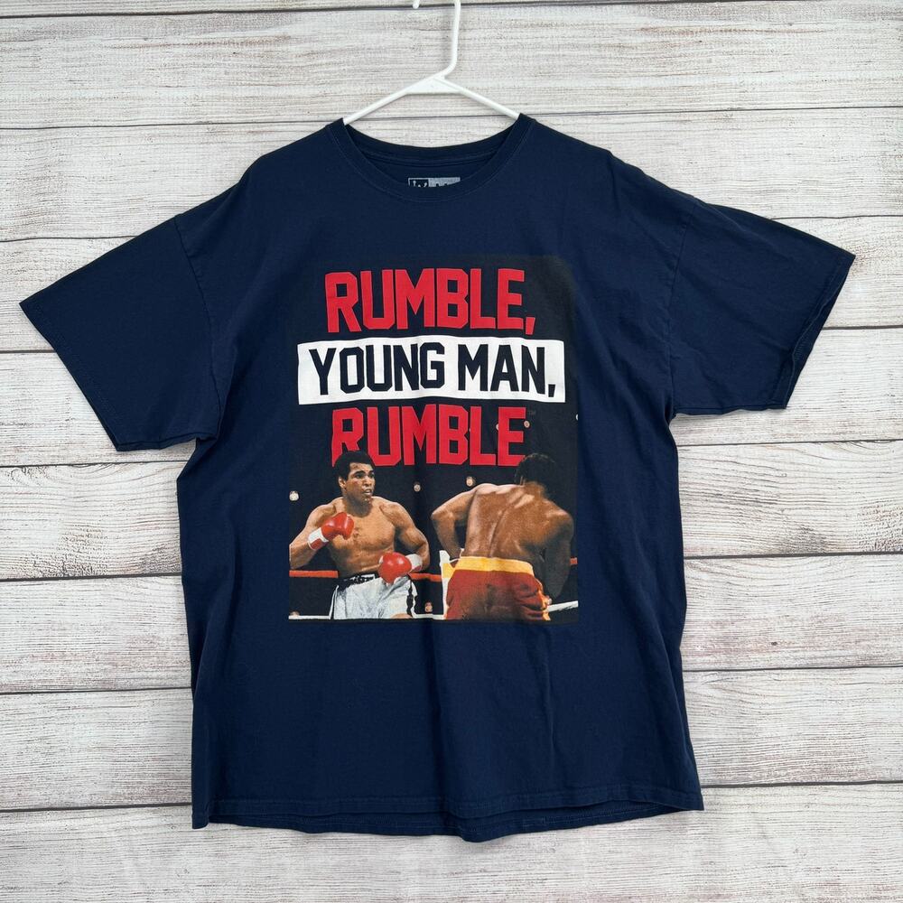 Muhammad Ali Rumble Young Man Rumble T-Shirt Mens 2XL‎ Navy Blue Jungle